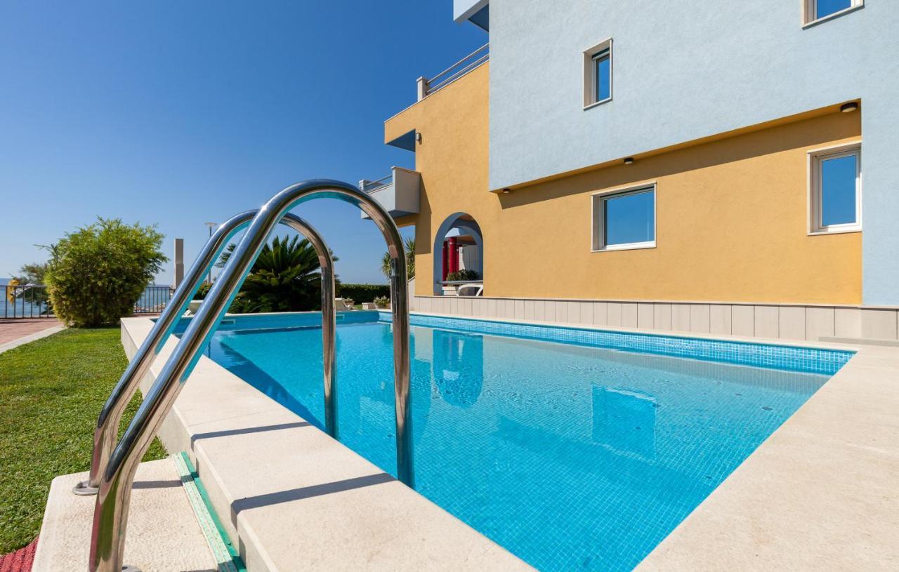 Villa Palmina Podstrana Bagian luar foto