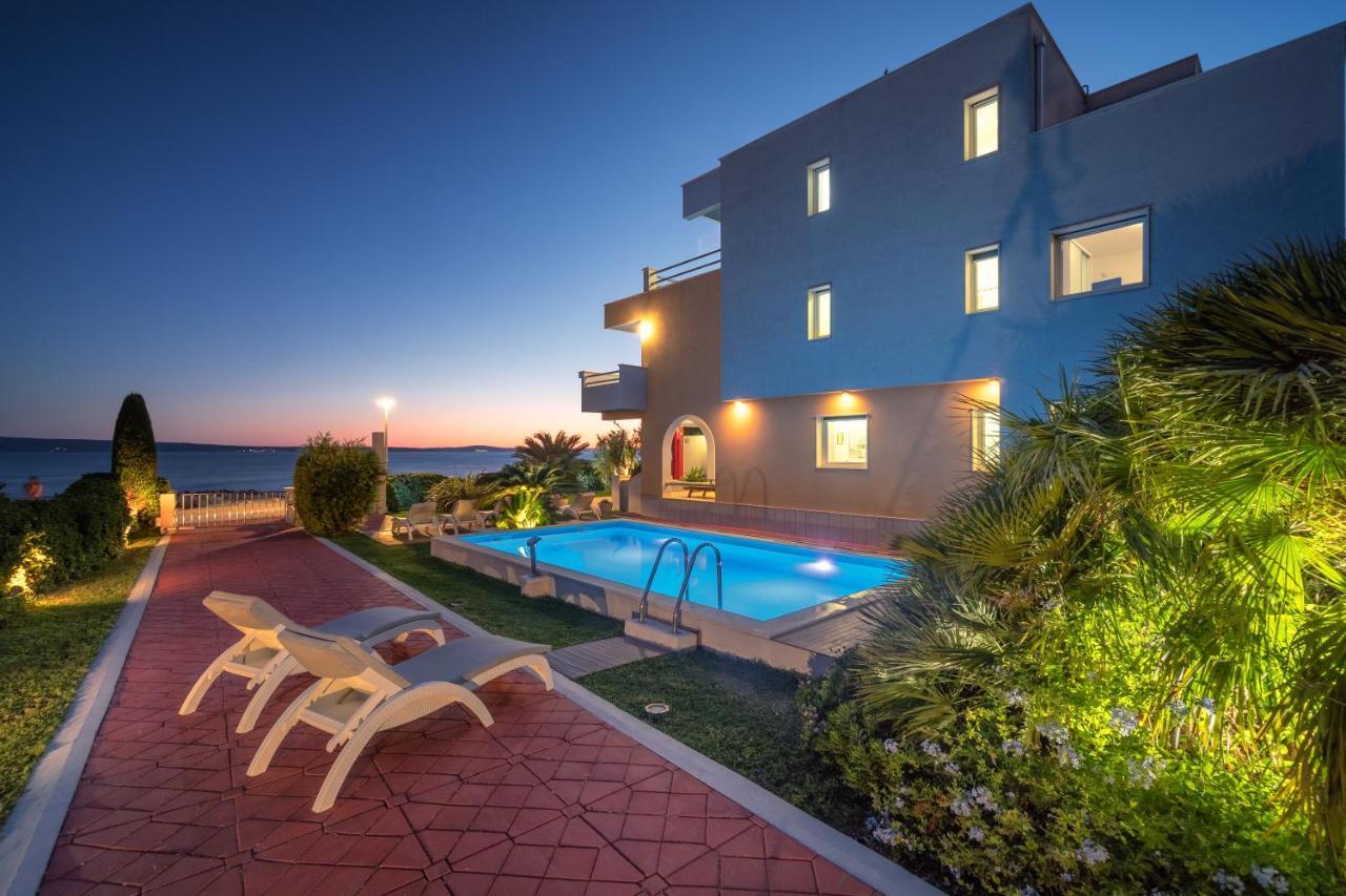 Villa Palmina Podstrana Bagian luar foto